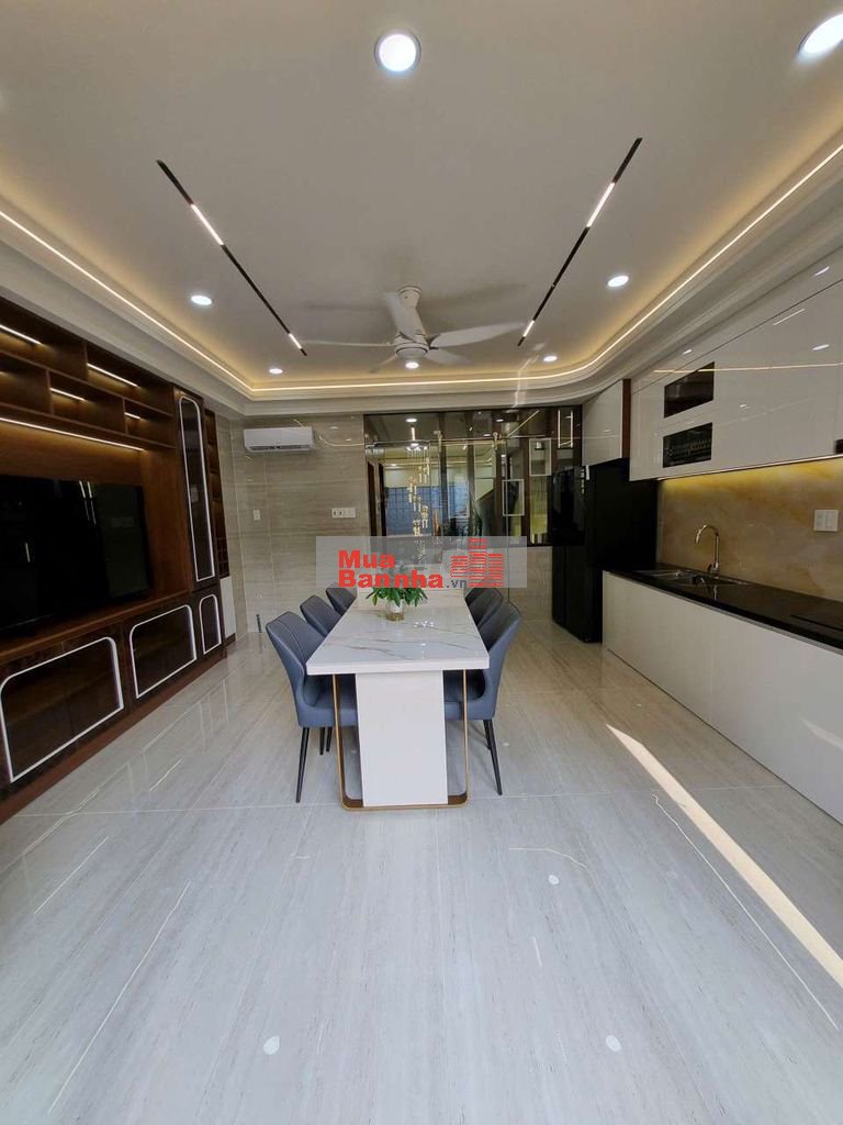Bán Nhà full Nội Thất Tân Hòa Đông: 5mx16m 1 lửng 3 lầu, có thang máy