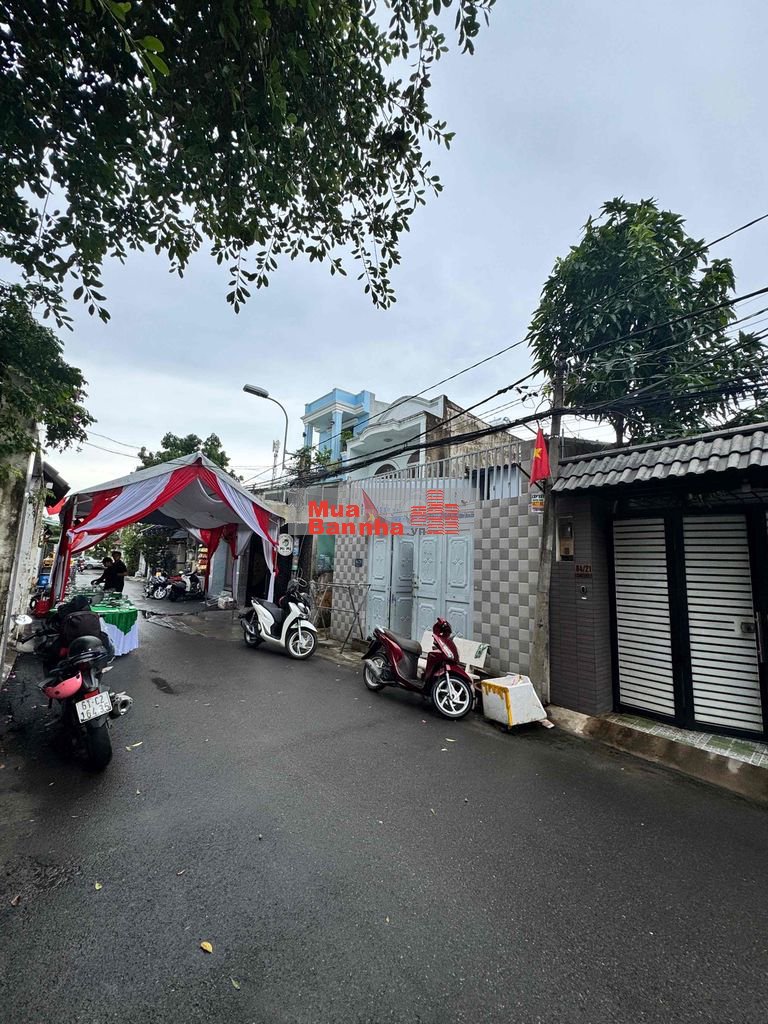 Nhà đường 11 (hẻm 84), hẻm thông xe hơi tránh nhau. Trường Thọ TĐ