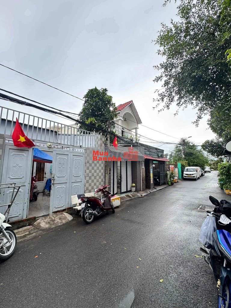 Nhà đường 11 (hẻm 84), hẻm thông xe hơi tránh nhau. Trường Thọ TĐ