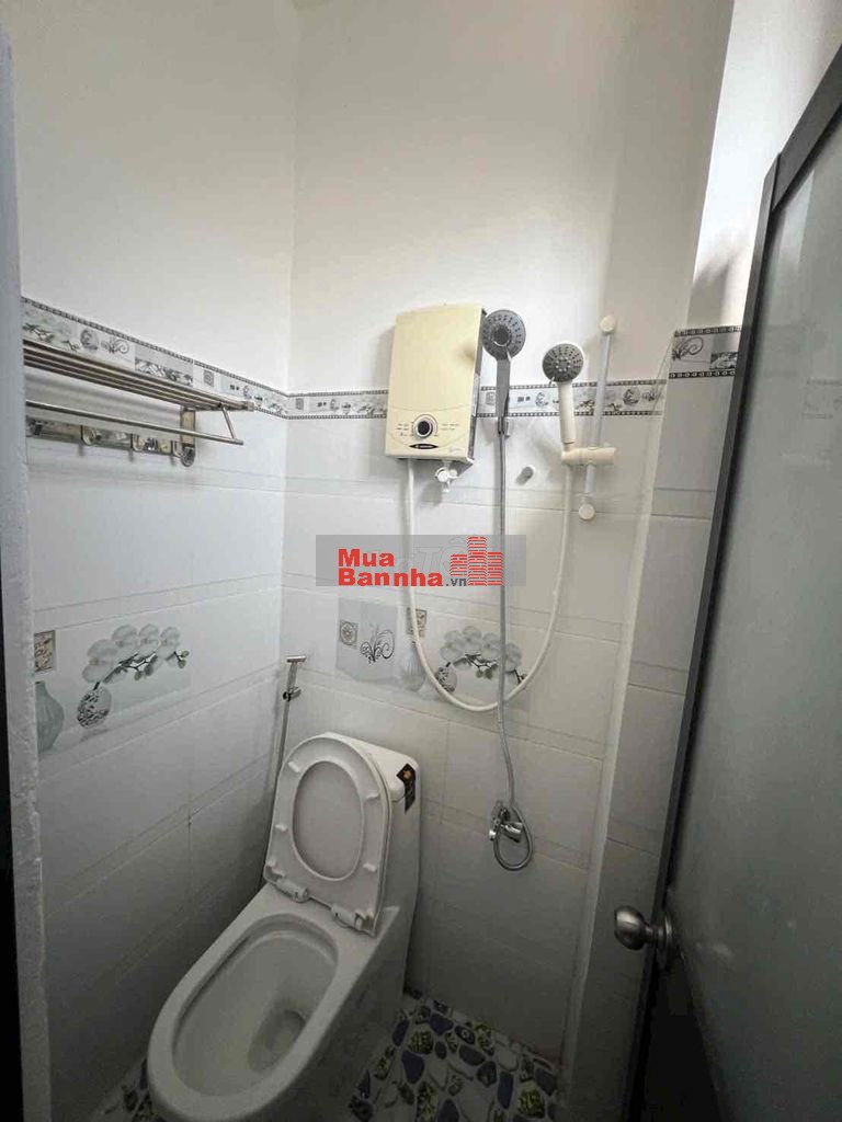Nhà Đúc kiên cố 2 lầu có sổ hồng xem nhà tại Đường Nguyễn Bình Nhà bè