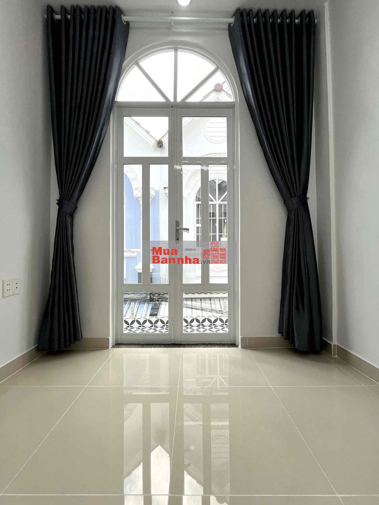 Bán Nhà hẻm ô tô VF3 đậu cửa hẻm 2266 Huỳnh Tấn Phát DT:6x6m 2Tầng 3pn