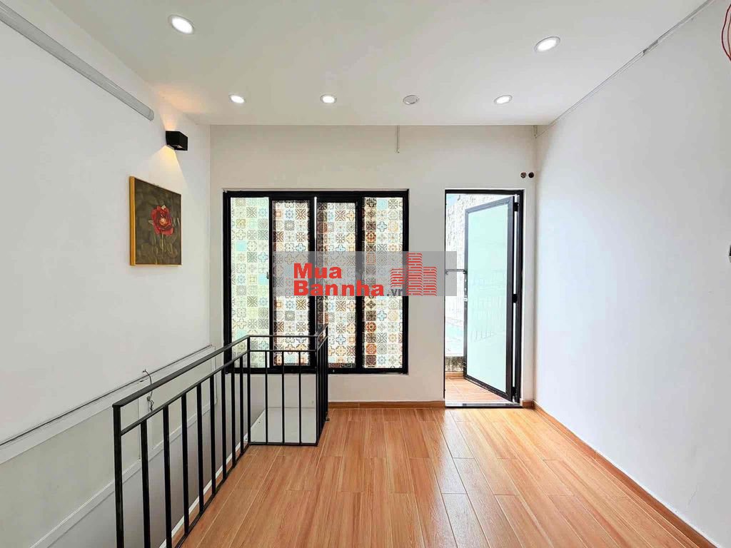 CHỈ 3.38 TỶ NHÀ RIÊNG GẦN EMART Gò Vấp, 3 tầng 60m2 sd