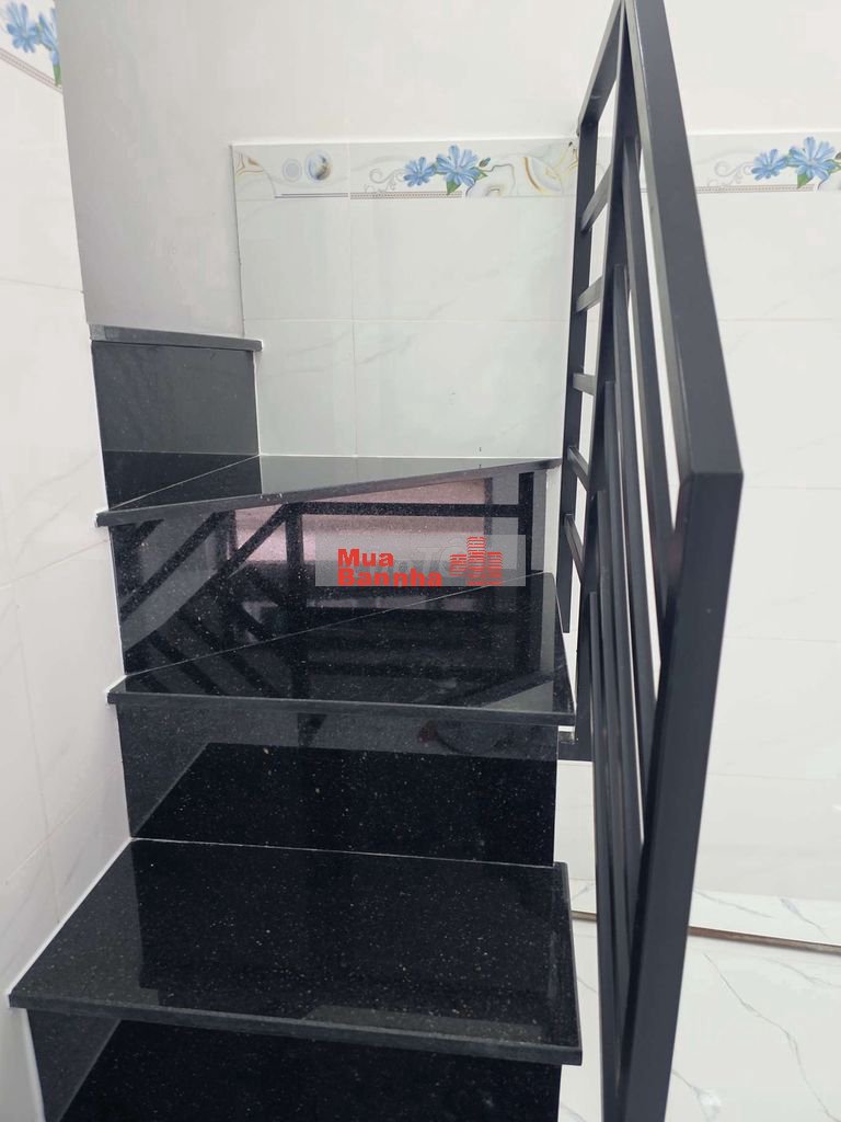 BÁN 2 CĂN LIỀN KỀ SỔ HỒNG RIÊNG GIÁ CHỈ 7 TỶ750 HẺM XE HƠI 3 LẦU 2PN