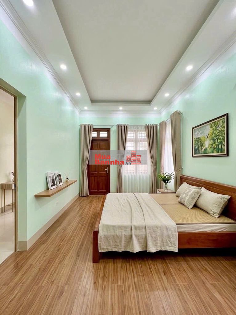 BÁN NHÀ 2 TẦNG - OTO ĐỖ CỬA - 68M2 - SÁT GIGAMALL