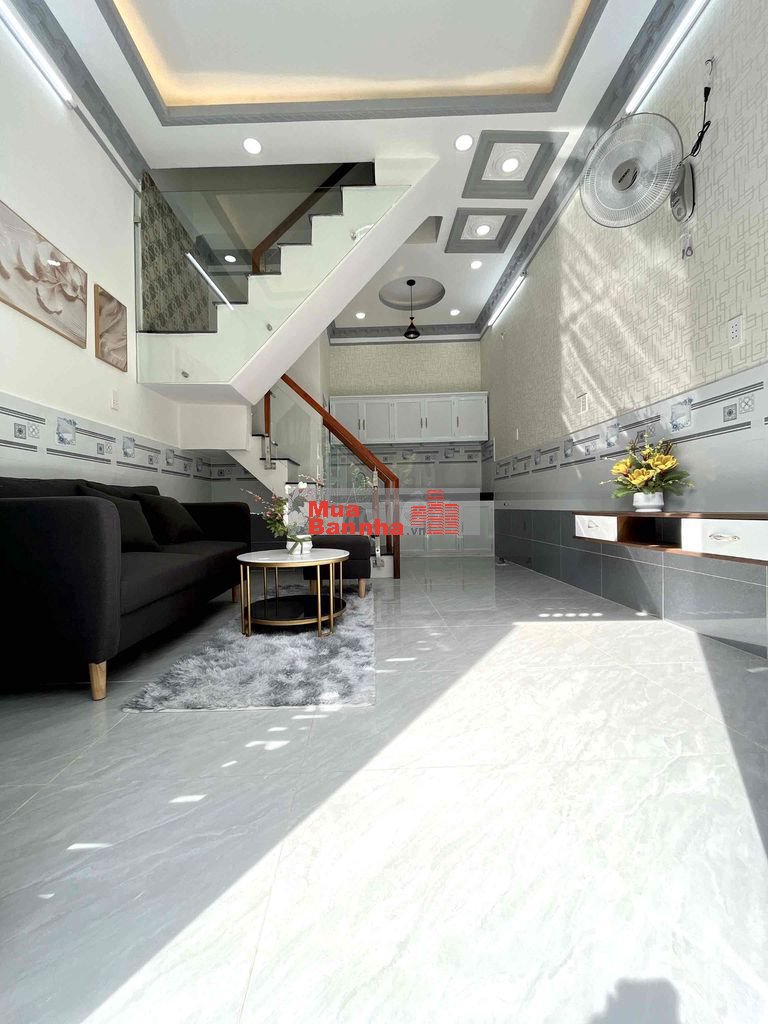 Bán nhà mới xây lầu đúc hẻm 2174 Huỳnh Tấn Phát DT:3,2x7m 2Tầng 2pn