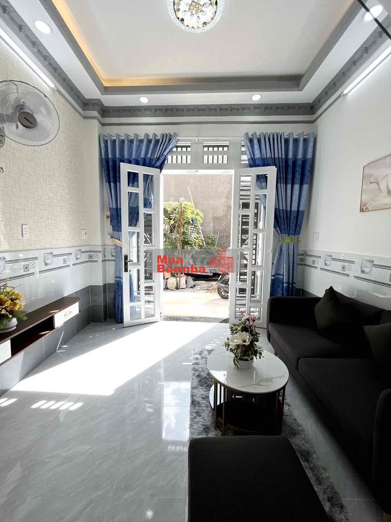 Bán nhà mới xây lầu đúc hẻm 2174 Huỳnh Tấn Phát DT:3,2x7m 2Tầng 2pn