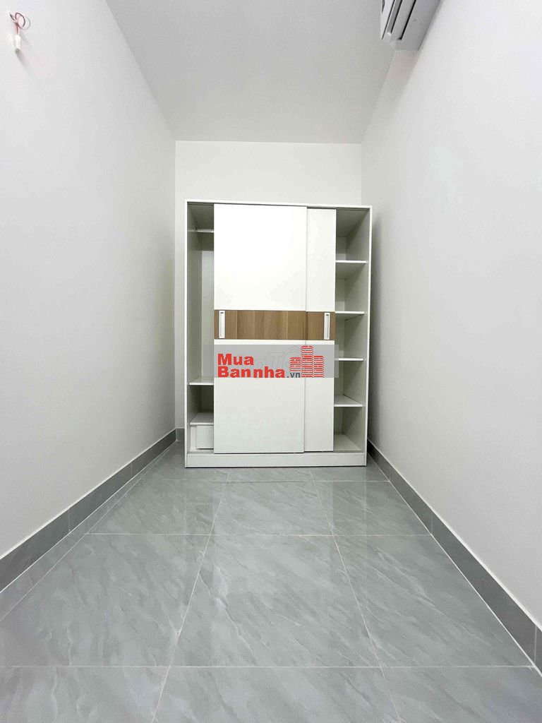 Bán nhà mới xây lầu đúc hẻm 2174 Huỳnh Tấn Phát DT:3,2x7m 2Tầng 2pn