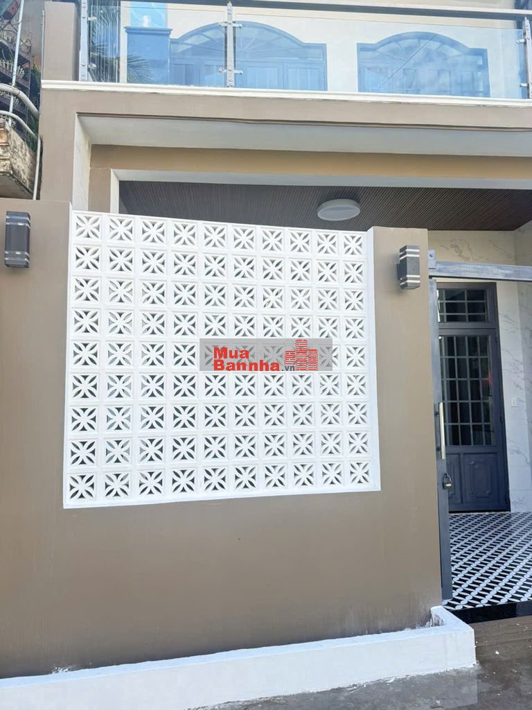 Bán căn nhà ngay cổng chào Binh dương 124m(9x13) nhiều tiện ích