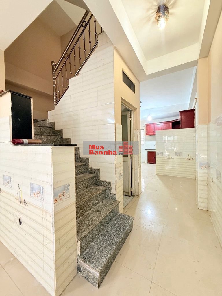 Bán nhà Bình Tân đường Gò Xoài kế Chợ DT 4 X 17m 3L 4PN hẻm ô tô thông
