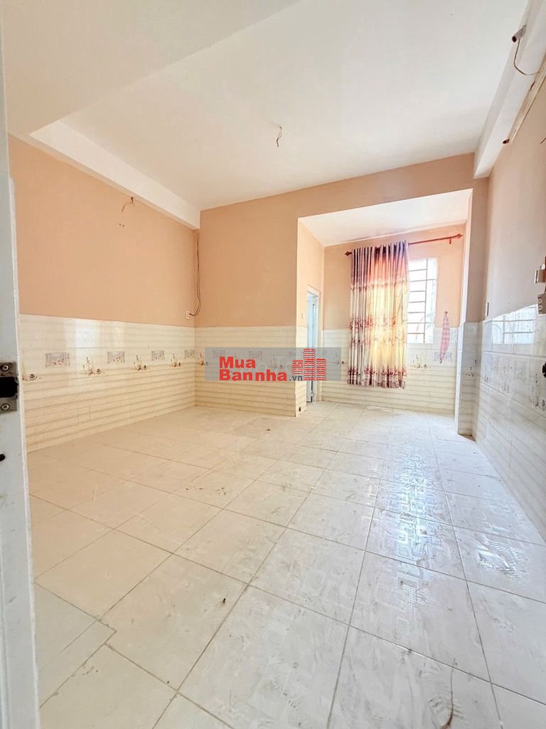 Bán nhà Bình Tân đường Gò Xoài kế Chợ DT 4 X 17m 3L 4PN hẻm ô tô thông
