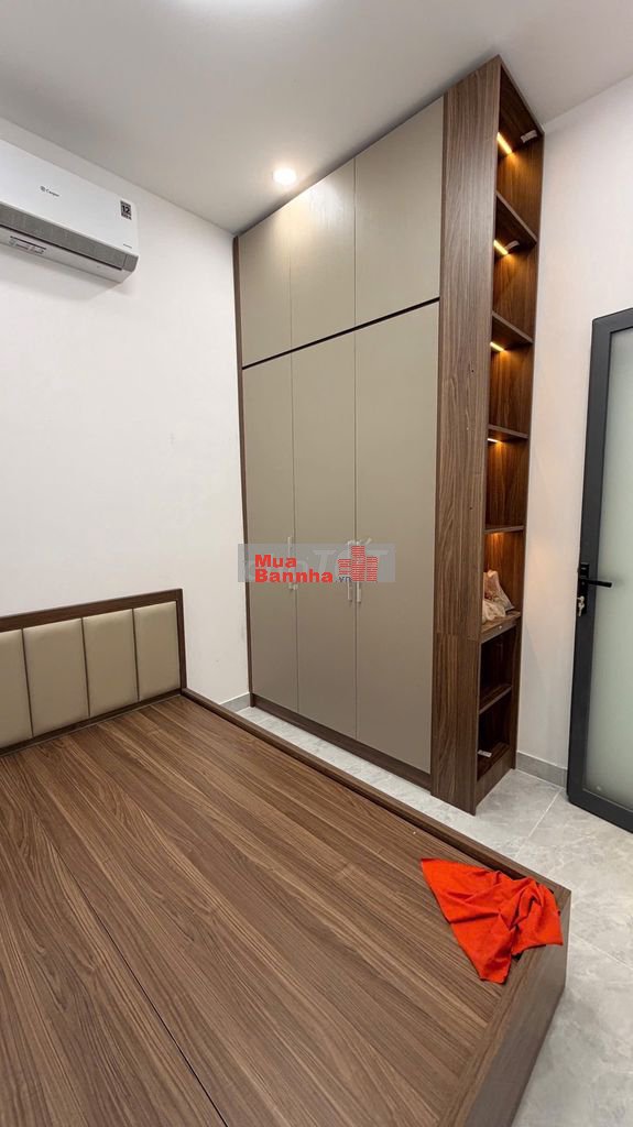 Bán căn nhà full nôi thất 97(5x19,5) tiện ích xung quanh đầy đủ