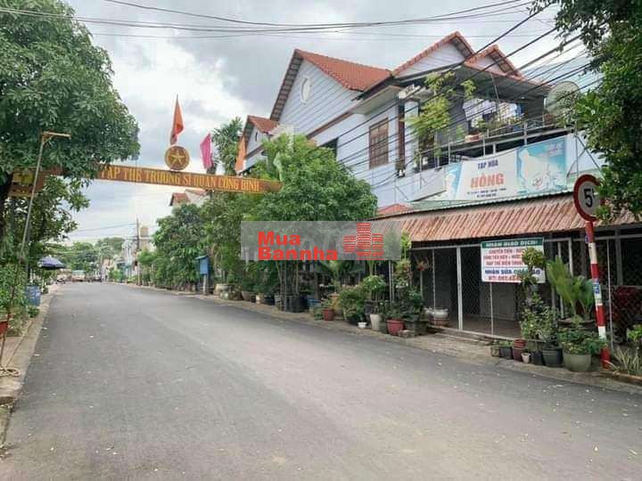 cần bán nhà