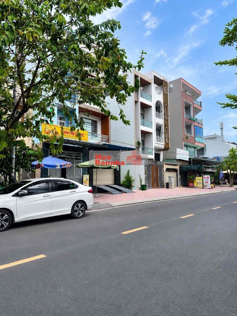 HẺM XE TẢI NÉ NHAU 12 MÉT NGAY BÀ HÔM CHỢ PHÚ LÂM NGANG 5M
