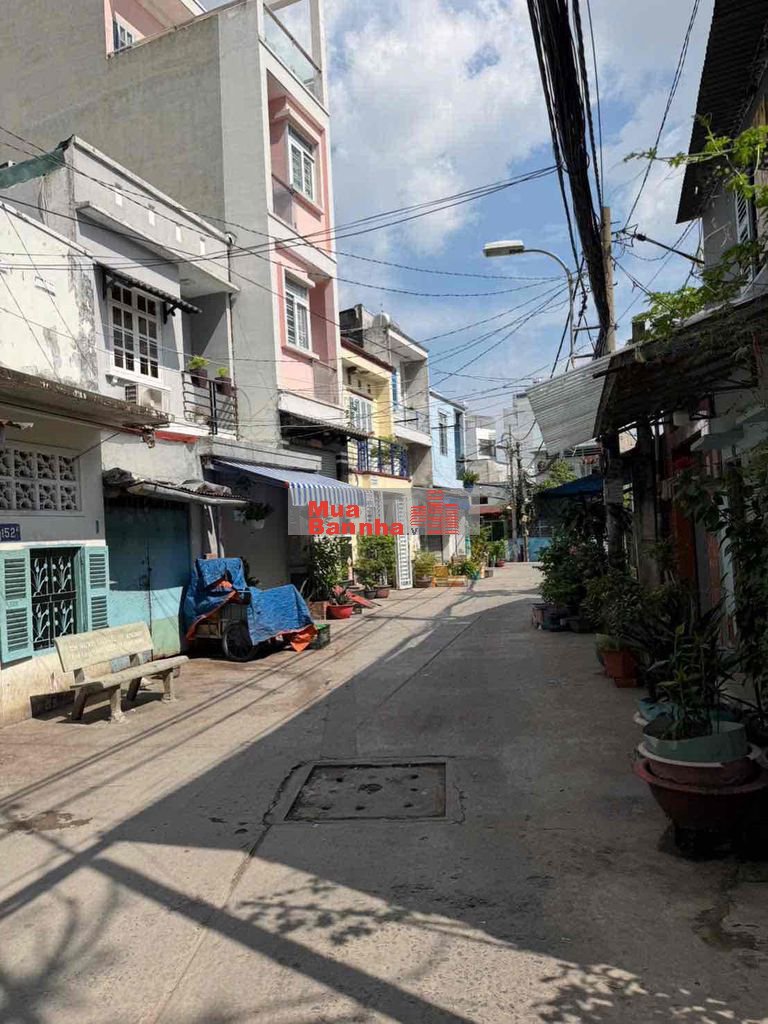 ☘️Cần Bán nhà Hẻm Xe Hơi . Bình Đông Q8