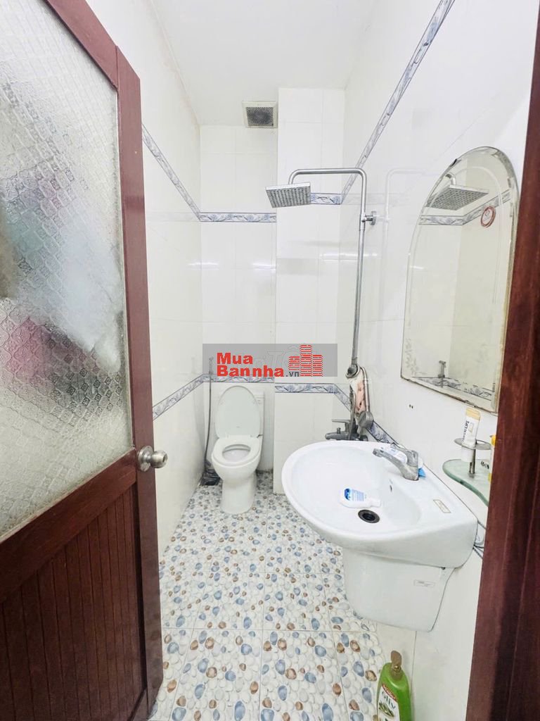 SIÊU ĐẦU TƯ! Mặt tiền 16m KDC Bình Hưng 4 tầng 100m2, sát Q8, 9.xx tỷ