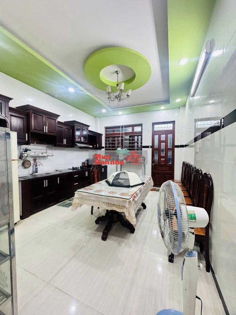 SIÊU ĐẦU TƯ! Mặt tiền 16m KDC Bình Hưng 4 tầng 100m2, sát Q8, 9.xx tỷ