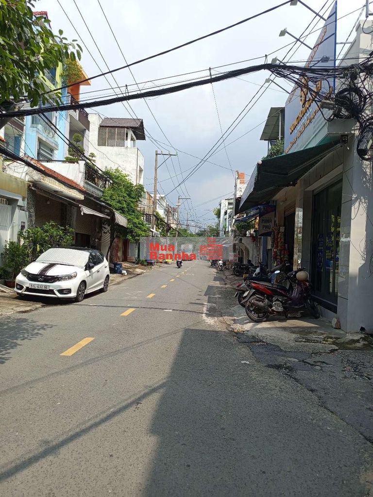 Nhà 2 tầng - Chiến lược (bình tân) - Hẻm ô tô - DT 48m2 - Giá 4tỷ.