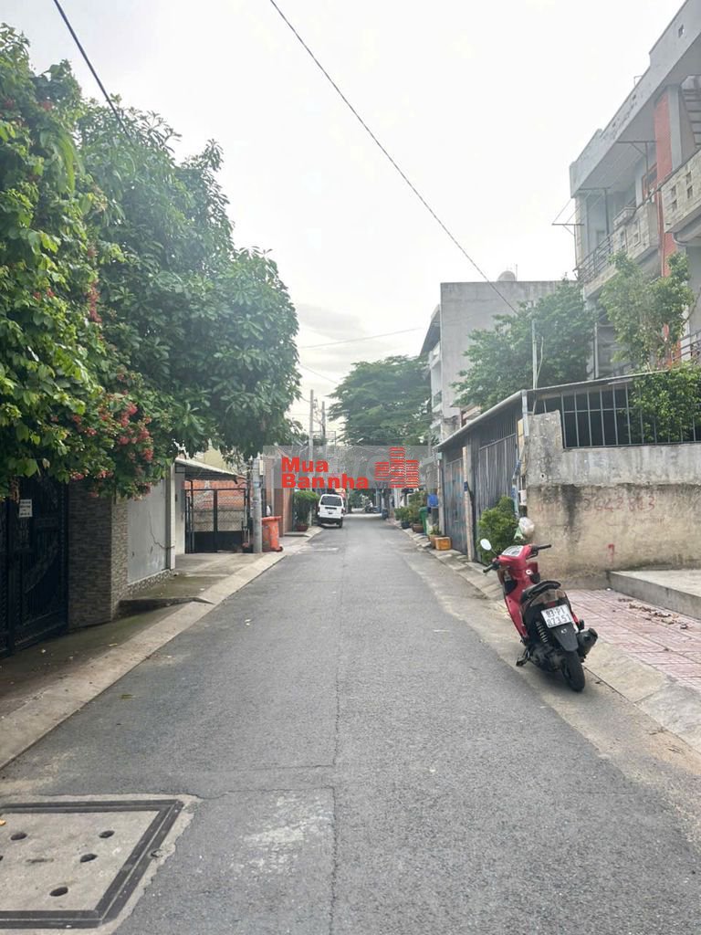 BÁN NHÀ 2 TẦNG - HẺM OTO - 70M2 - NGAY KĐT VẠN PHÚC