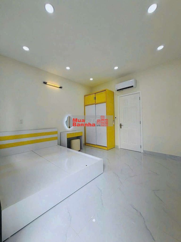nhà hẽm Nguyễn Văn Yến,Tân Phú,3 tầng_30m2_ngang 4m đẹp,SHR ko qh